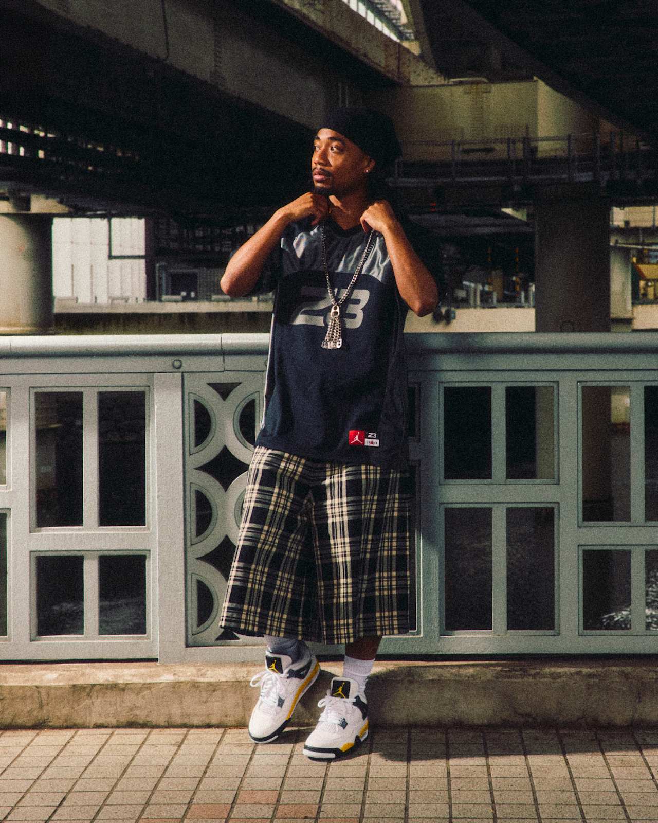 NIKE公式】エア ジョーダン 4 “Rare Air” 'Tour Yellow' (IO2463-102